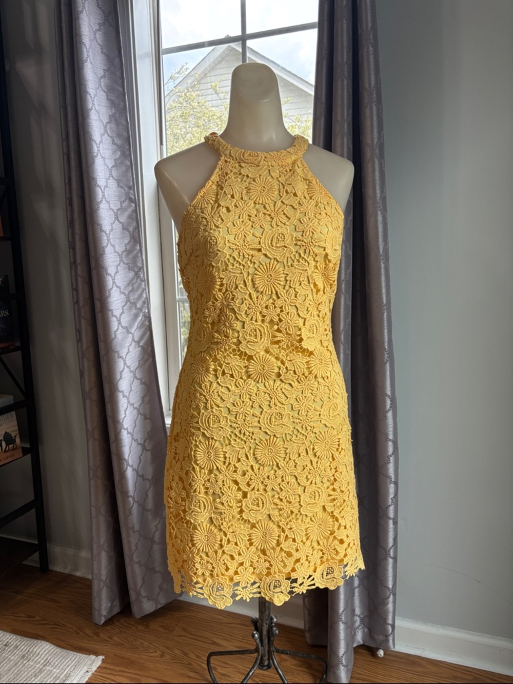 Lulus Love Poem Yellow Lace Mini Dress Size Medium Floral Summer Halter